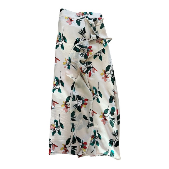 Ted Baker Dresses & Skirts - Ted Baker floral lined skirt with ruffle detail 🌺 Size Large